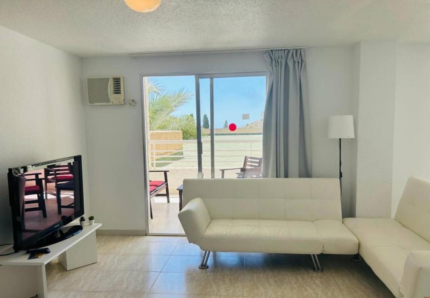 Sol Mediterraneo Palm Beach 6 Вилахойоса Екстериор снимка